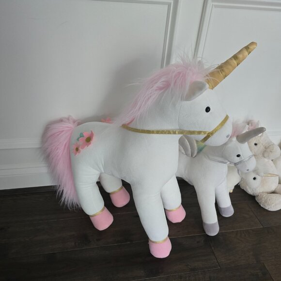 Unicorn Stuffie Collection Set of 6 Gund Pottery Barn - Picture 4 of 4